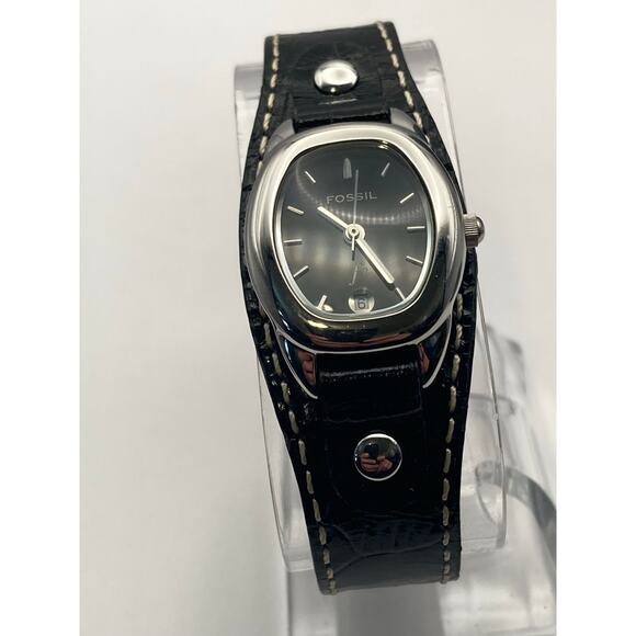 Fossil F2 Womens Watch 23mm - New Battery - Black Leather Bund Cuff Band Date - Picture 5 of 9